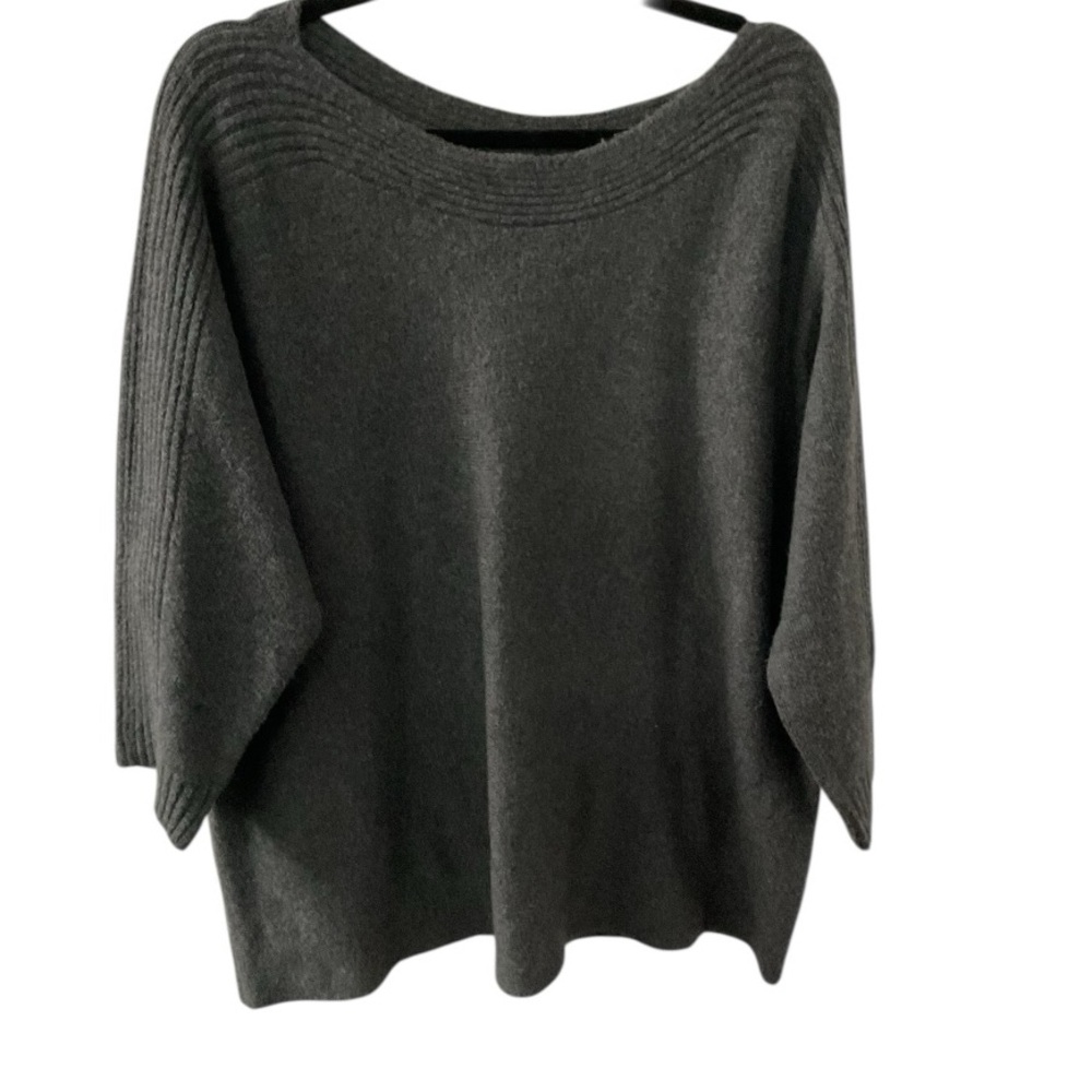 Chico's Size 3 Charcoal Gray Ribbed Crew Neck Sweater